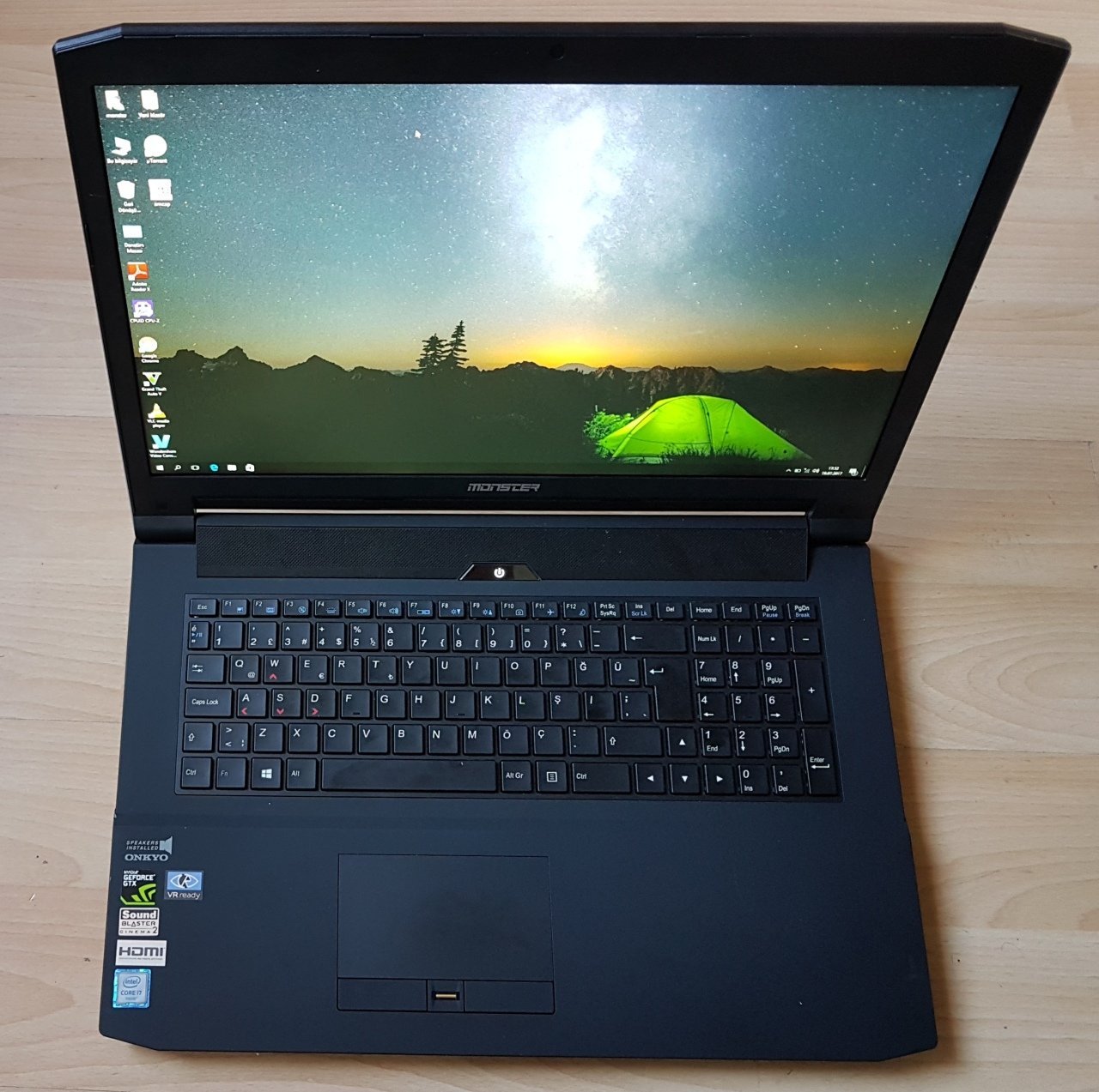Monster Abra A7 V6.5 i7-6700HQ Gaming Notebook Sorunsuz