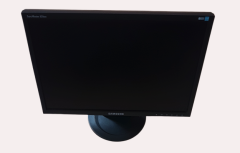 19'' Samsung 920NW Lcd Monitör