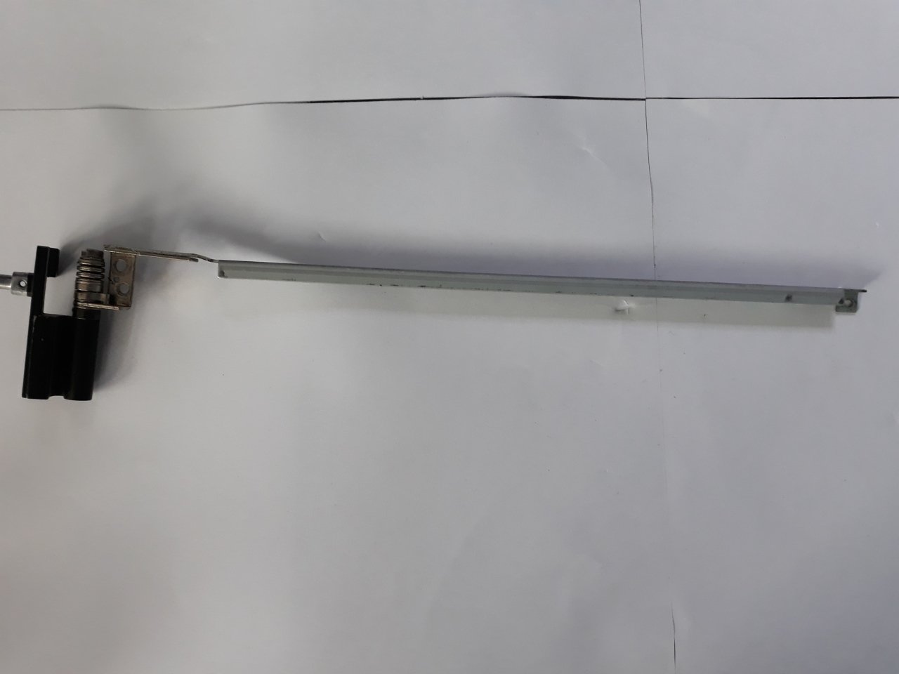 Lenovo Thinkpad SL500 Sağ Menteşe Takımı