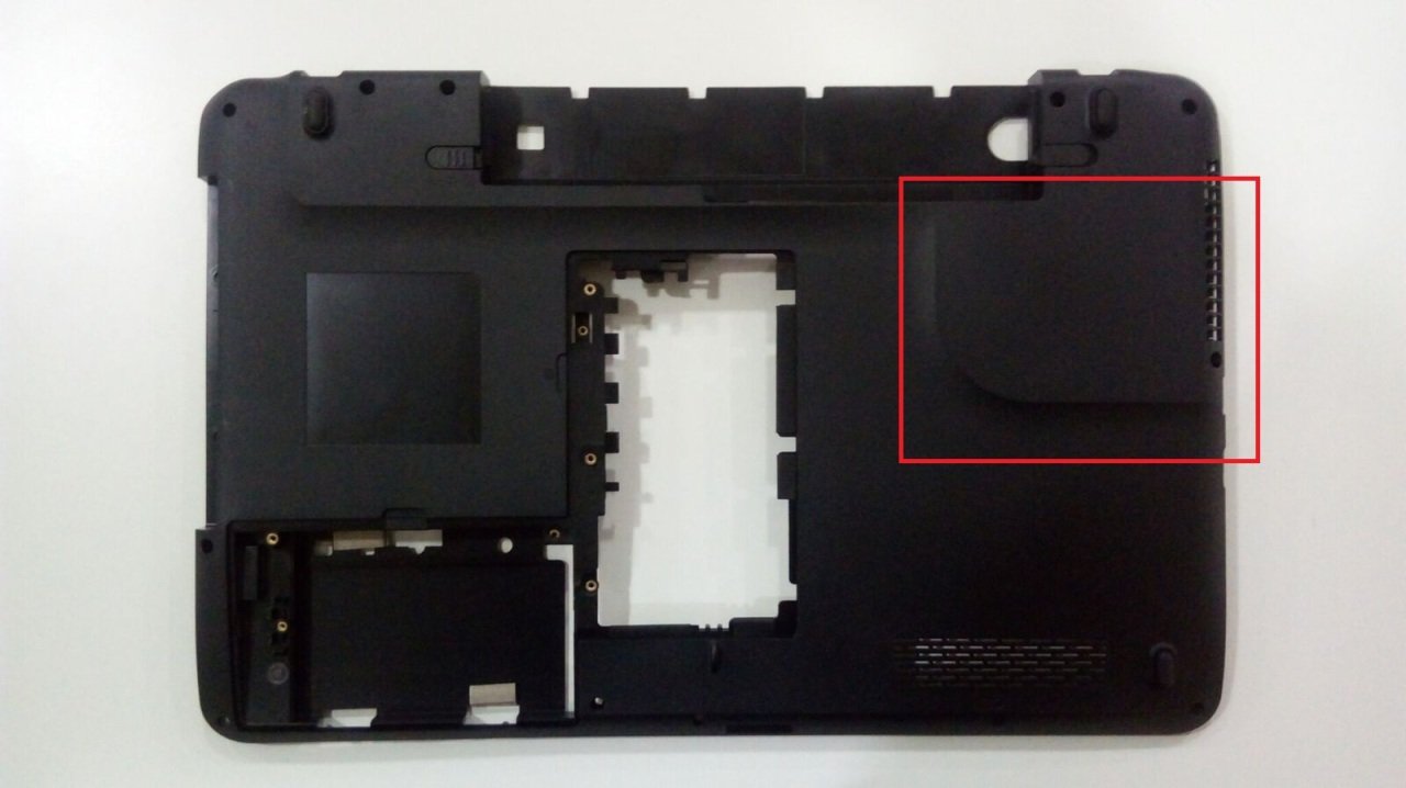 Toshiba Satellite L755-1EM Alt Kasa Siyah V2