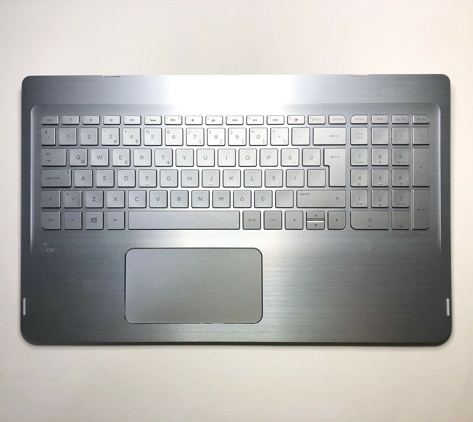 Hp Envy M6T26EA Klavye Kasa Silver Işıklı