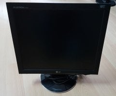 19'' Lg L1960SR Kare  Monitör Sorunsuz