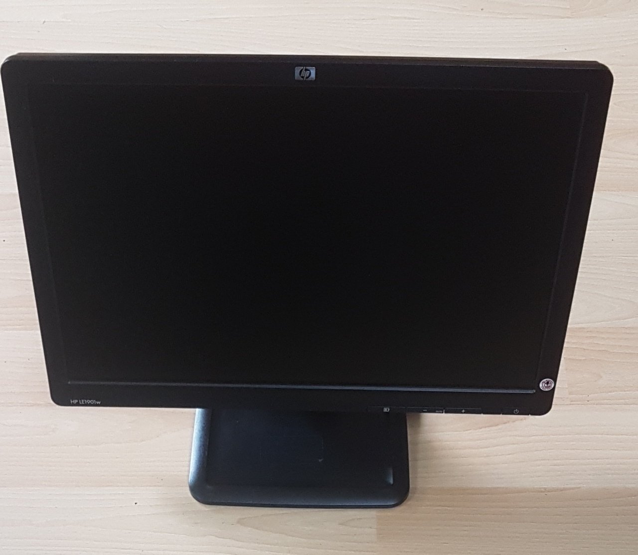 19'' Hp LE1901W Lcd Monitör