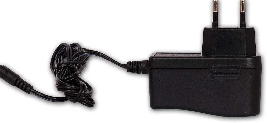 SylTech 5V Çift USB 4A Araç Şarj Adaptör Siyah RETRO