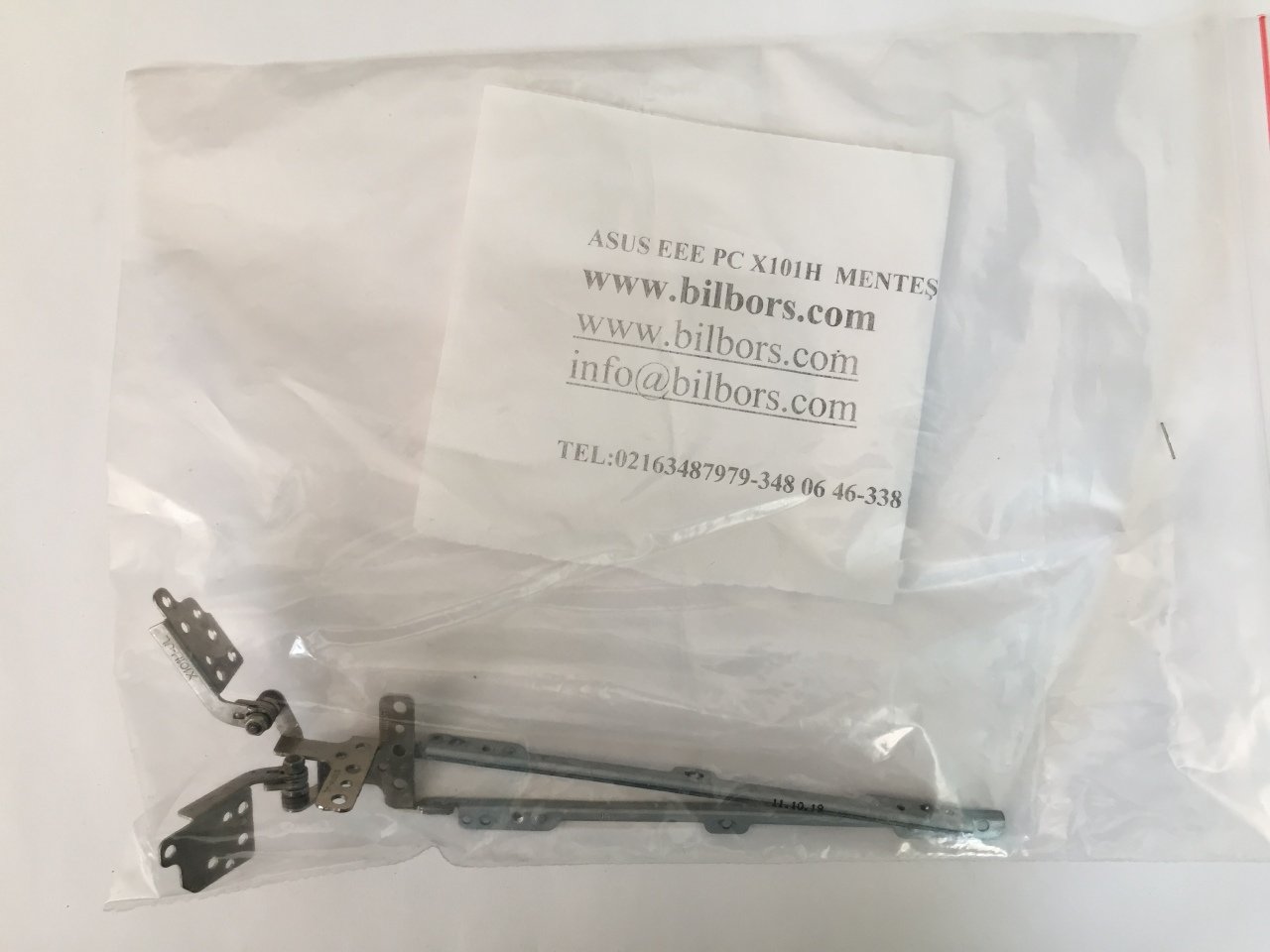 Asus EEE PC X101H Menteşe Takımı